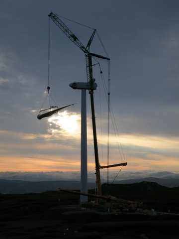 Dooker - First Turbine Up at Sròndoire Community Wind Farm